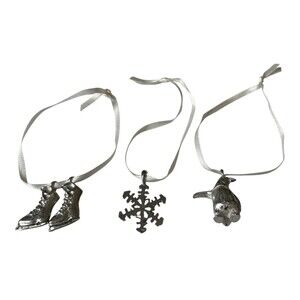 Vilmain Pewter Ornaments Winter Wonderland 2007 Handmade Penguin Boots Snow 1"